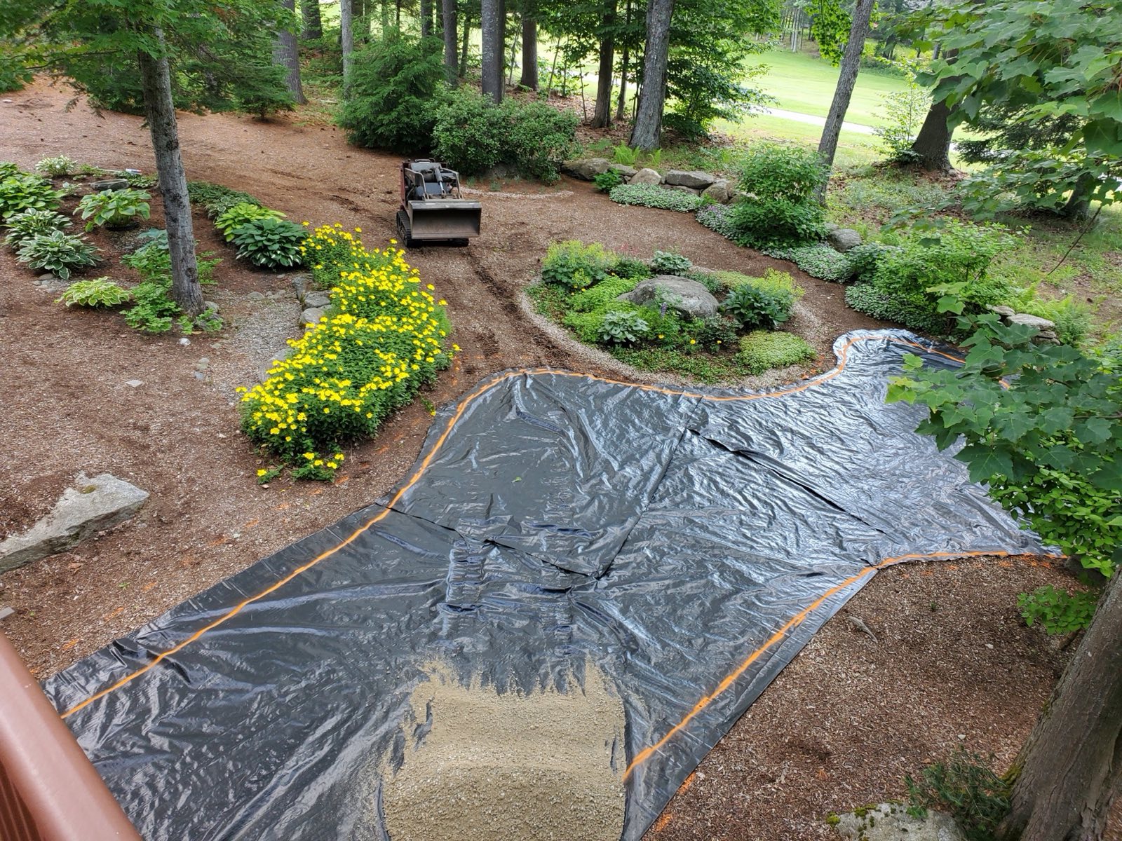 Lakefront Patio before Tyler Lawn Care work